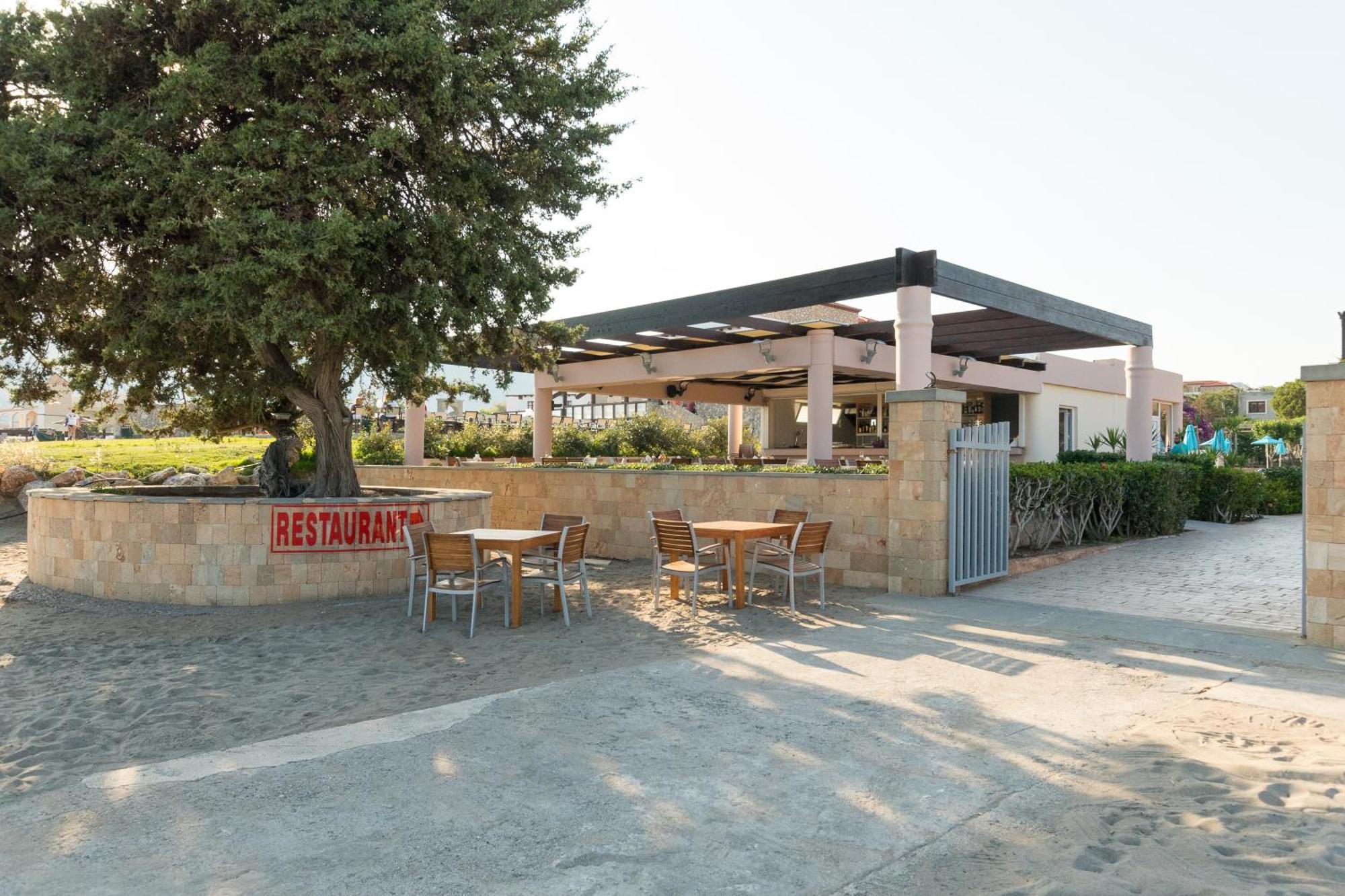 Amaryllis Front Beach Hotel Lardos Exterior foto